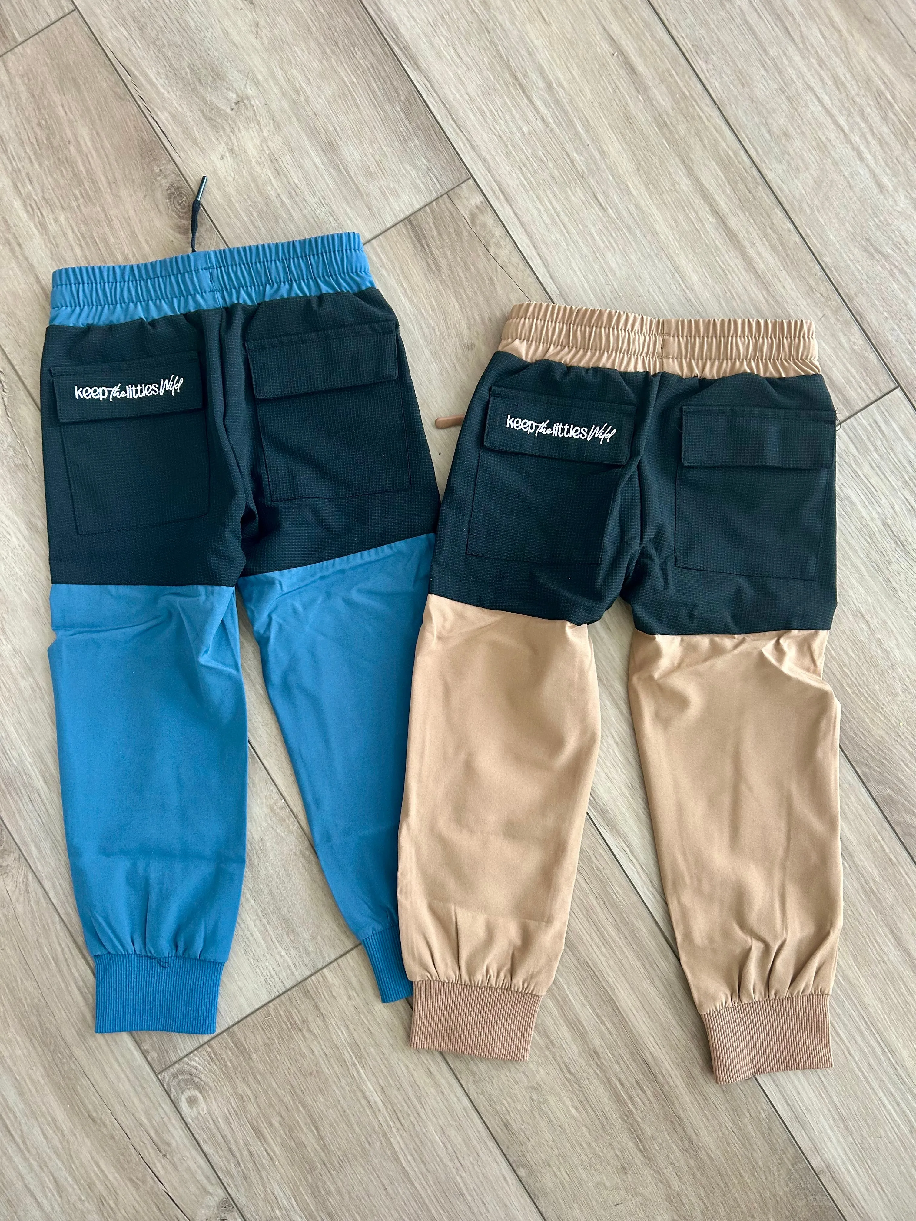 Hiking pants- water resistant tan