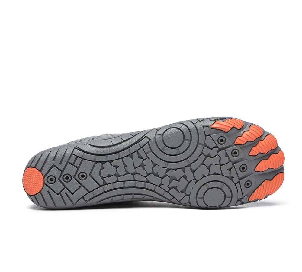 Men Water Shoes With Honeycomb Insole