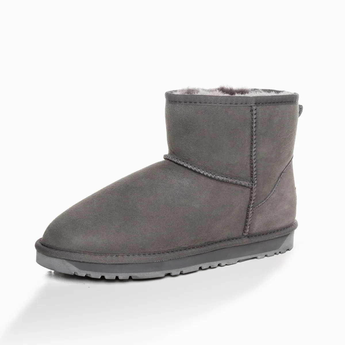 Ugg MenÔs Classic Mini Boots